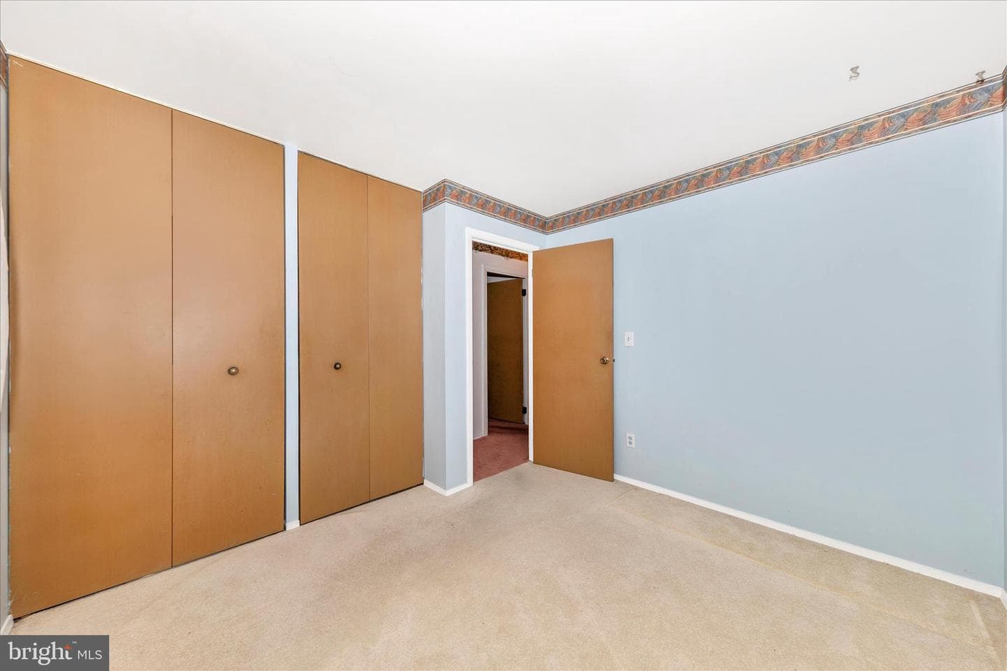 417 Logan Street photo 18