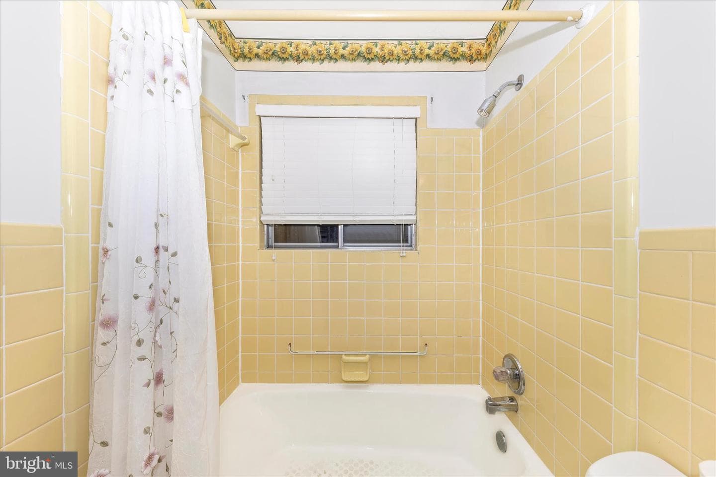 417 Logan Street photo 20