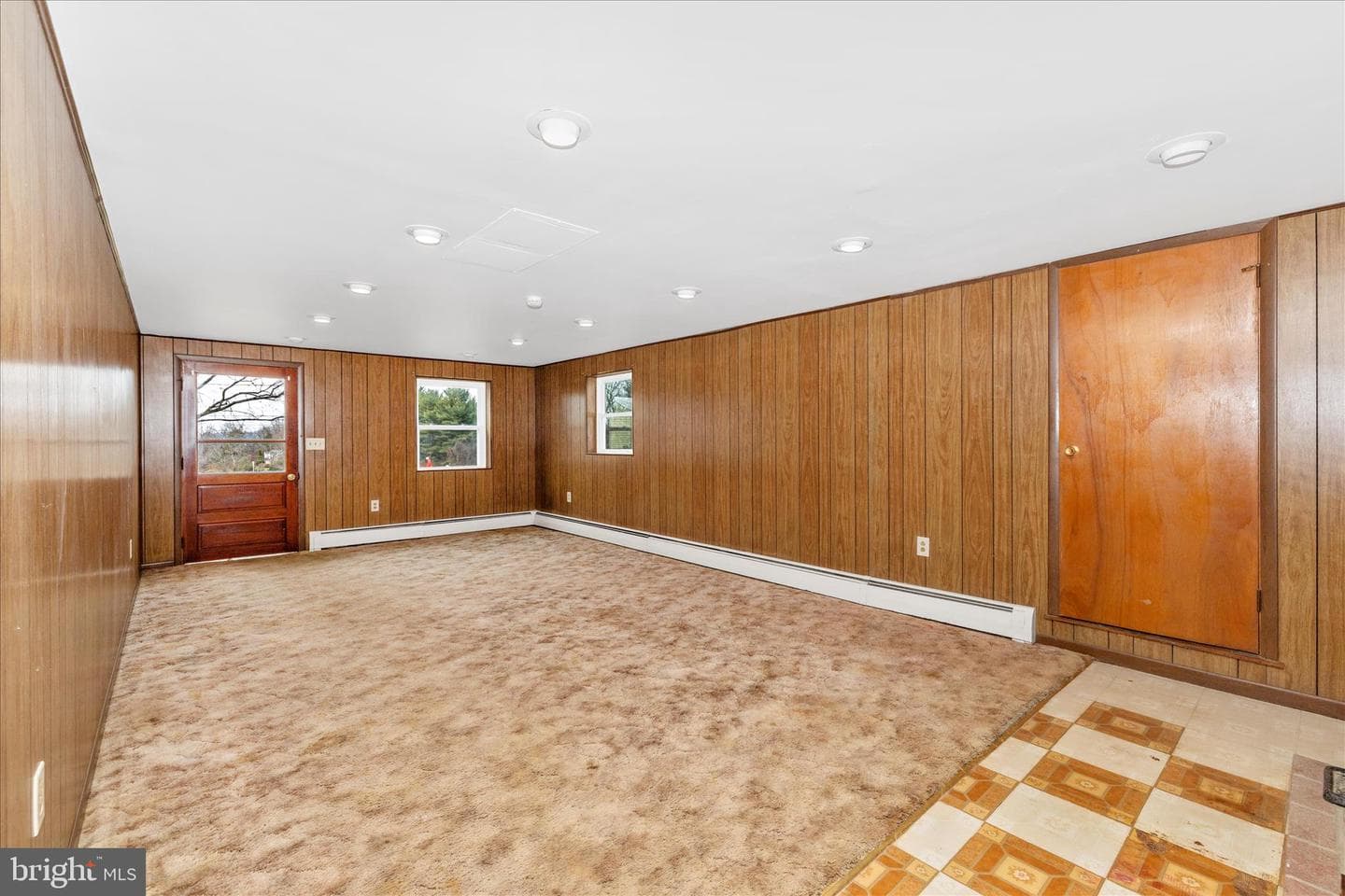 10223 Liberty Road photo 29