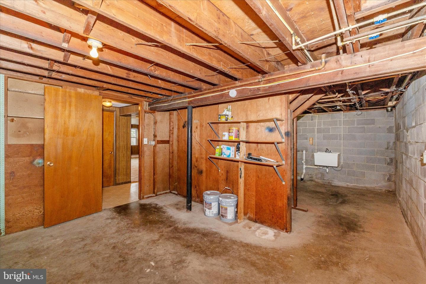 10223 Liberty Road photo 35