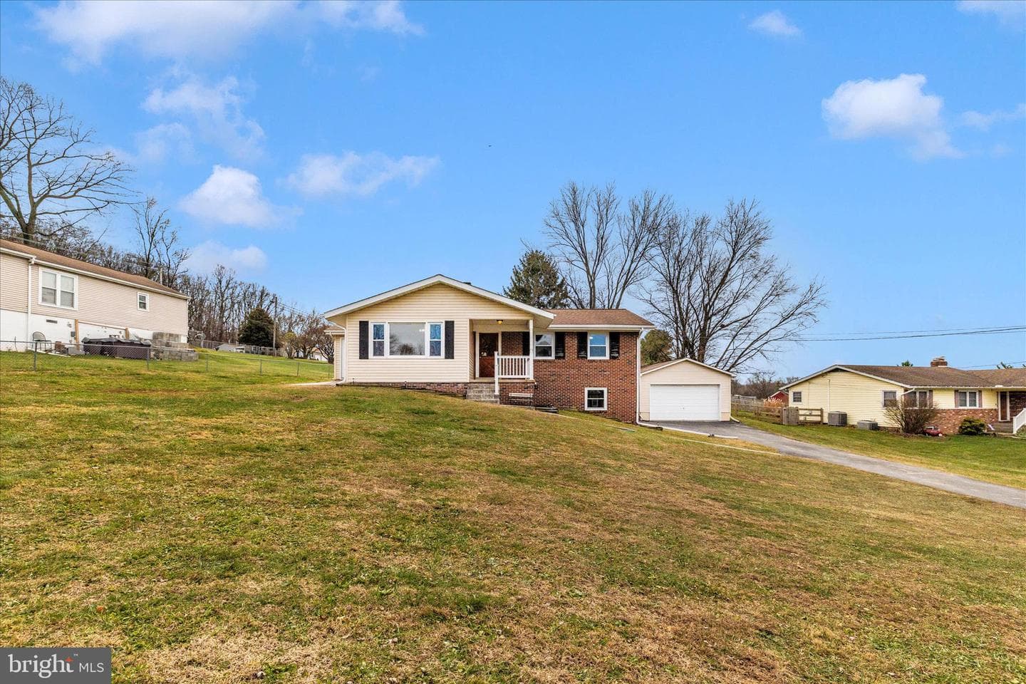 10223 Liberty Road photo 41