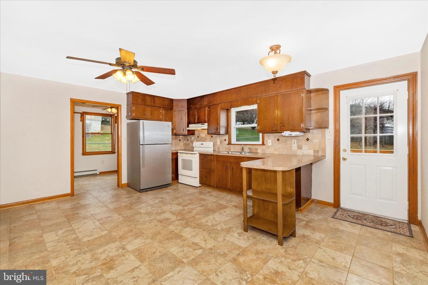 10223 Liberty Road photo 9