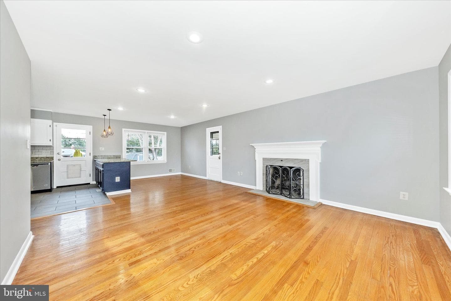713 Northside Drive photo 3