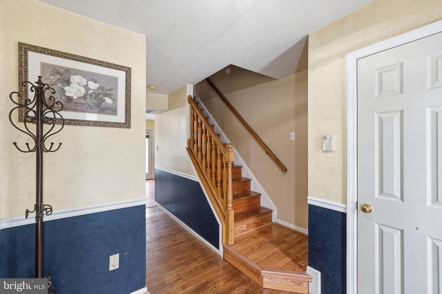 1008 Inkberry Way photo 3