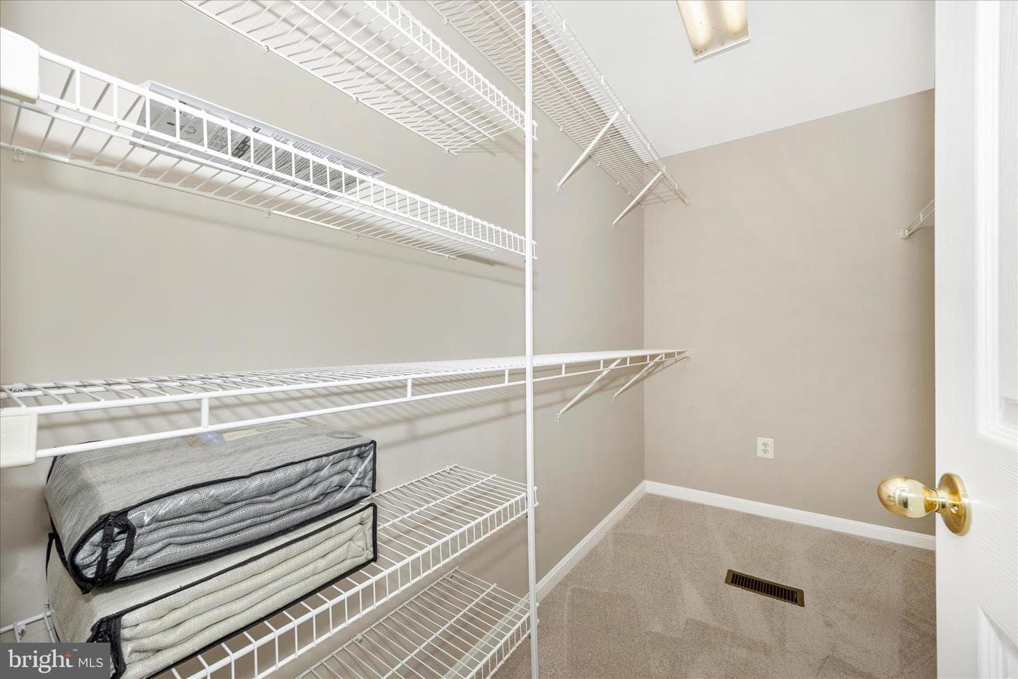3810 Roundtree Road photo 32
