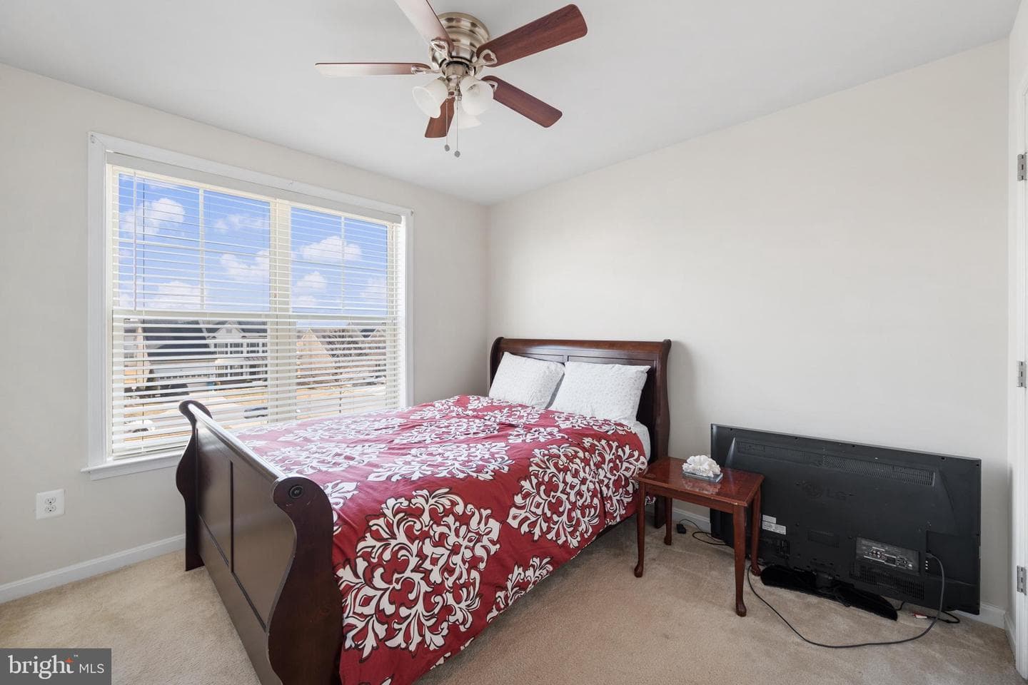 4735 Verdana Loop photo 29