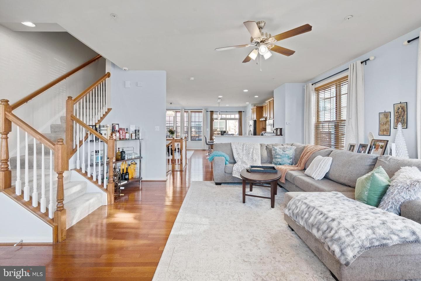 4735 Verdana Loop photo 9