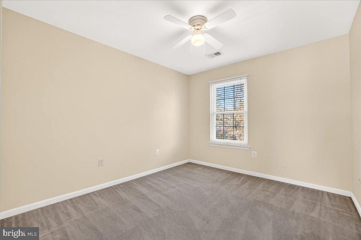 1004 Lindfield Drive photo 28