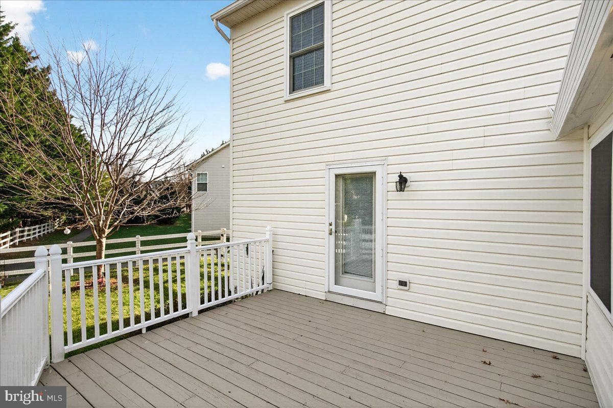 1004 Lindfield Drive photo 41