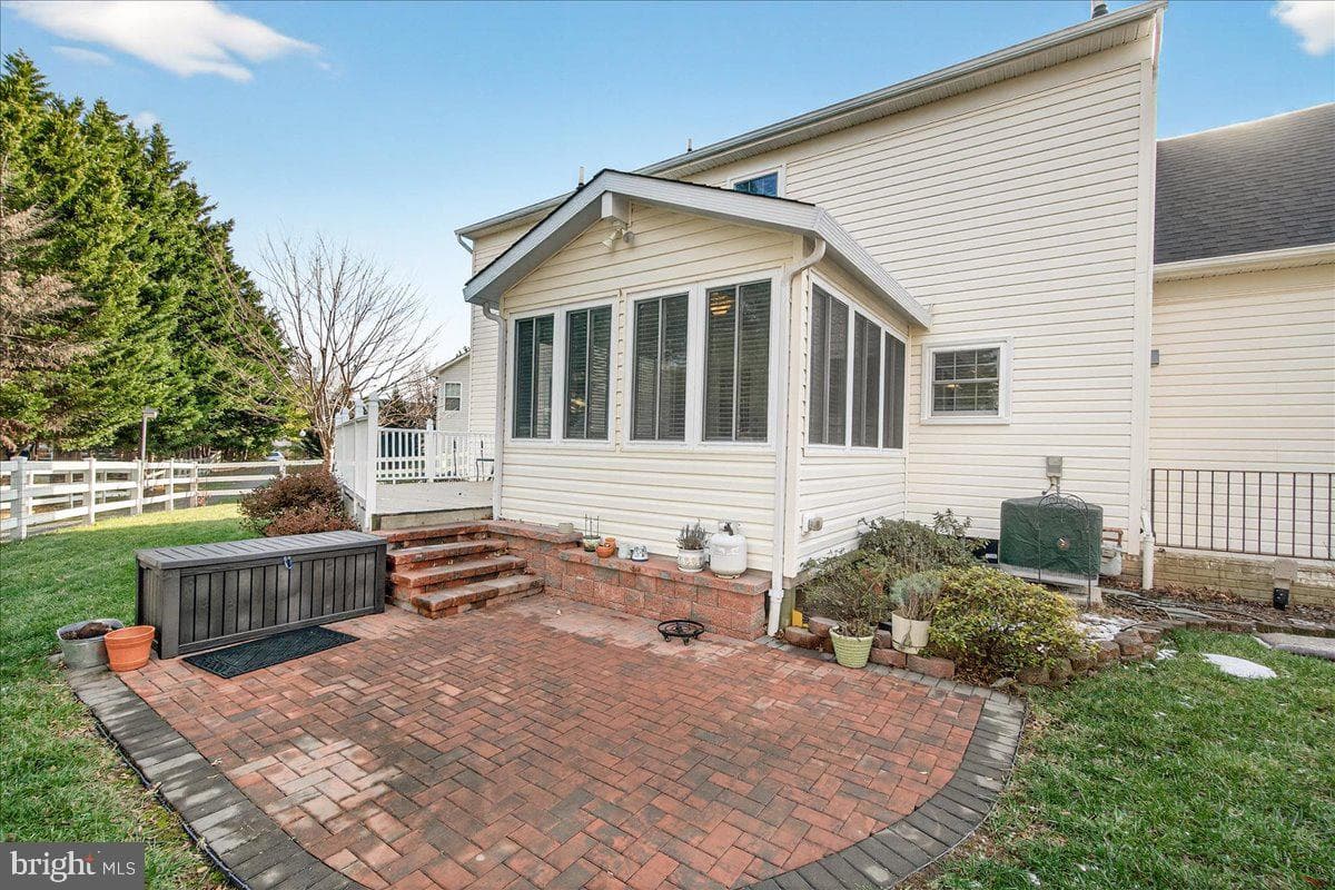 1004 Lindfield Drive photo 43