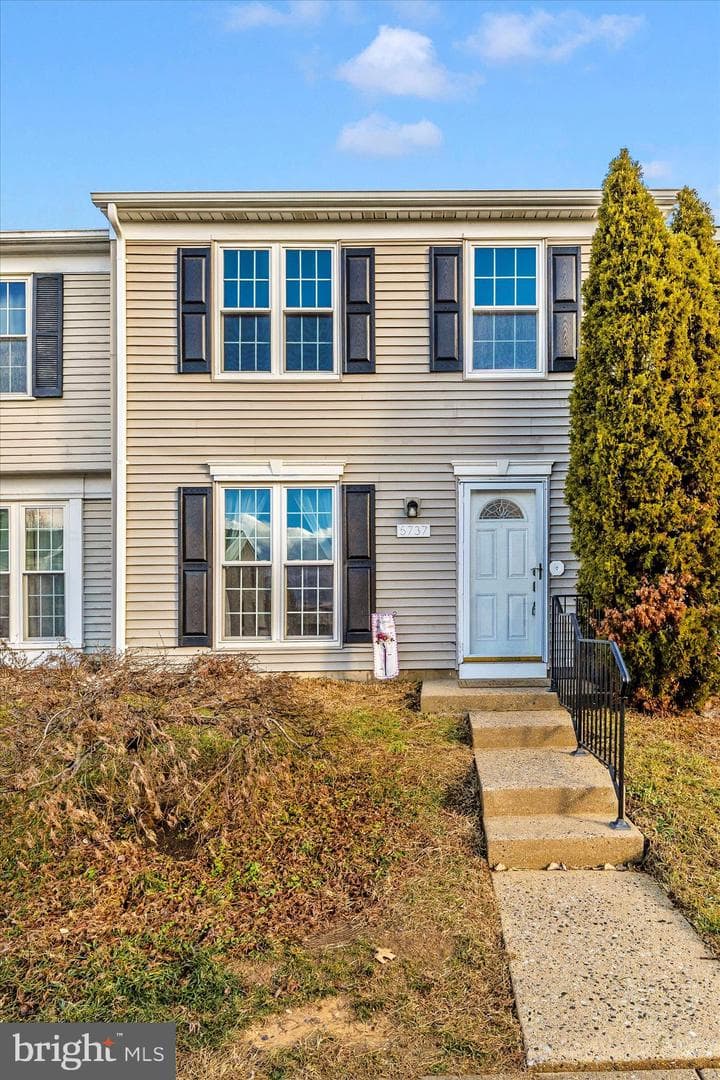 5737 Sunset View Lane photo 2