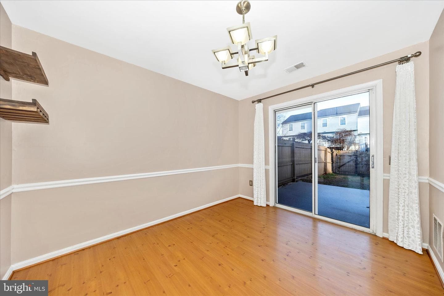 5737 Sunset View Lane photo 25