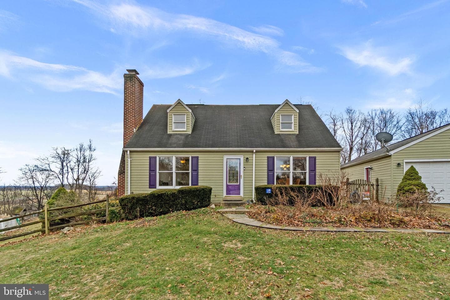 8393 Fordham Court photo 3