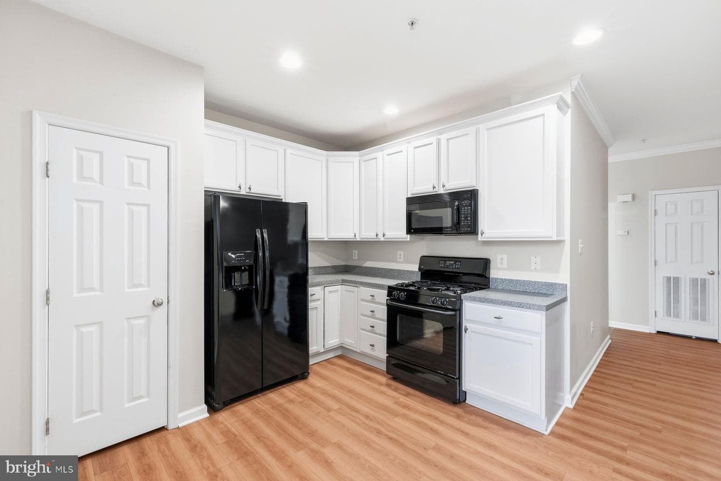 6506 Wiltshire Drive #102 photo 11