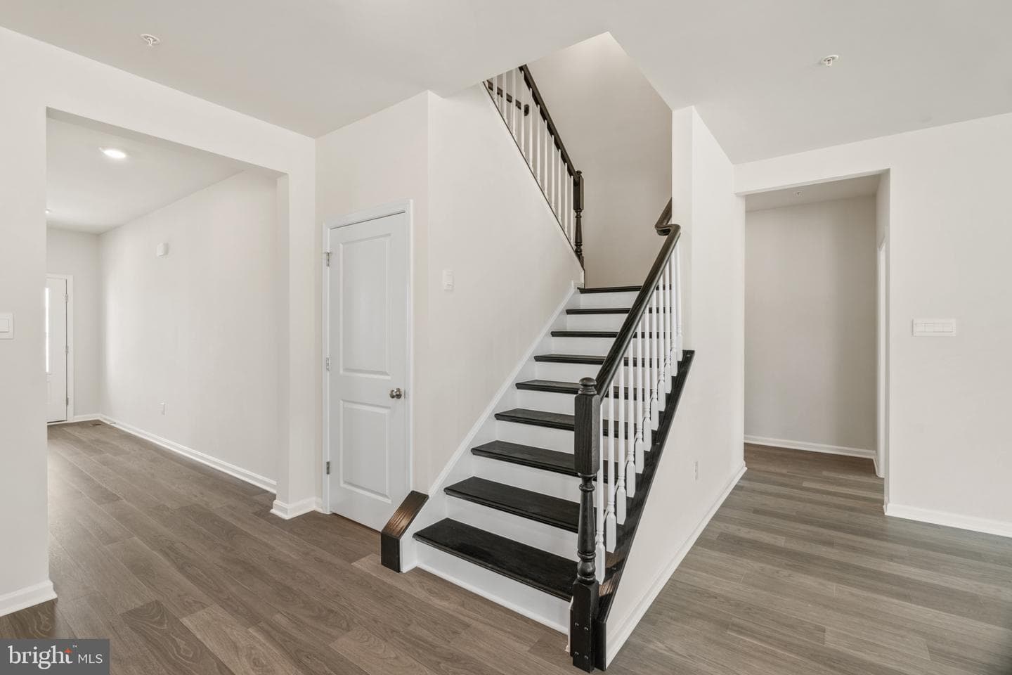 455 Ensemble Way photo 11