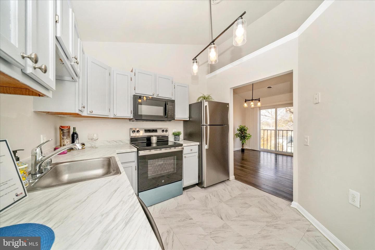 5701 Lavender Plaza #j photo 18