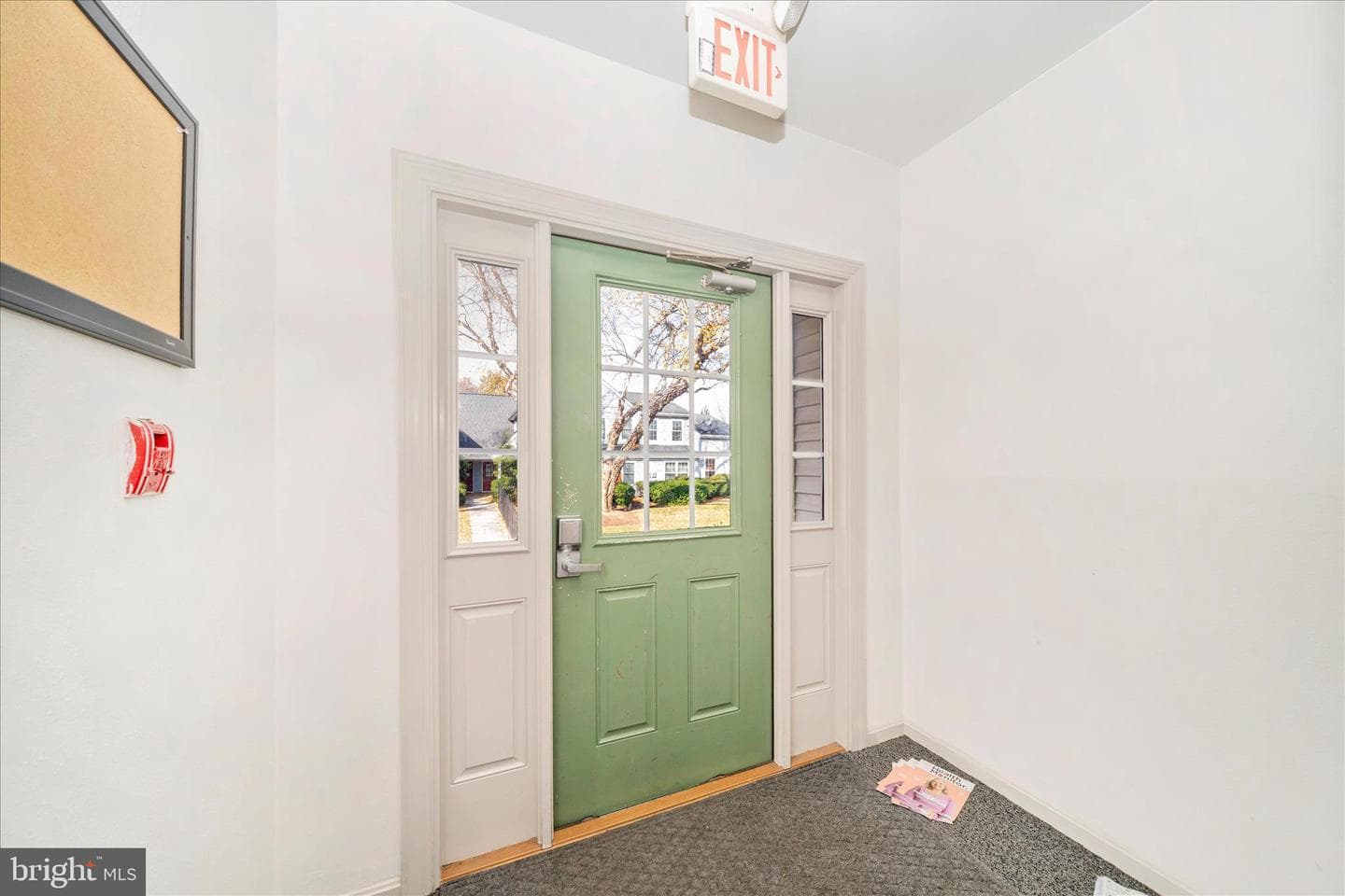 5701 Lavender Plaza #j photo 38