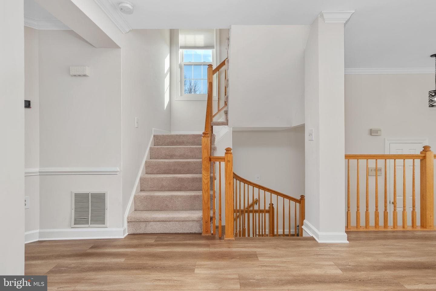 6068 Barn Hill Court photo 15