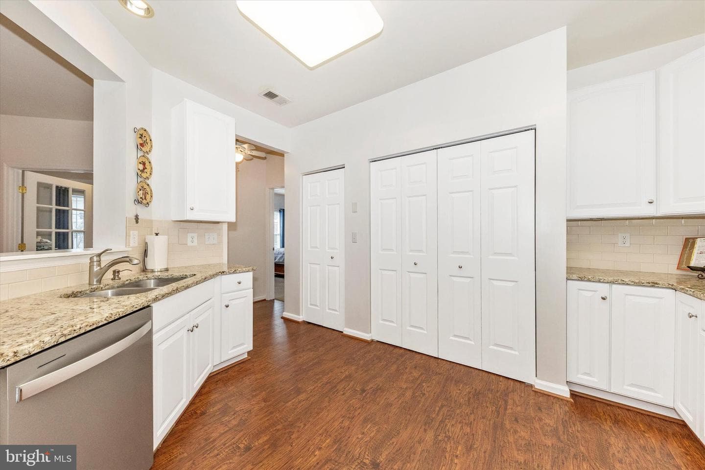 6200 Glen Valley Terrace #1c photo 11