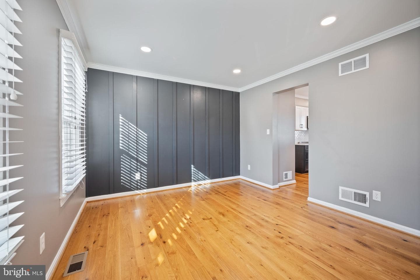 1105 Village Gate Drive photo 19