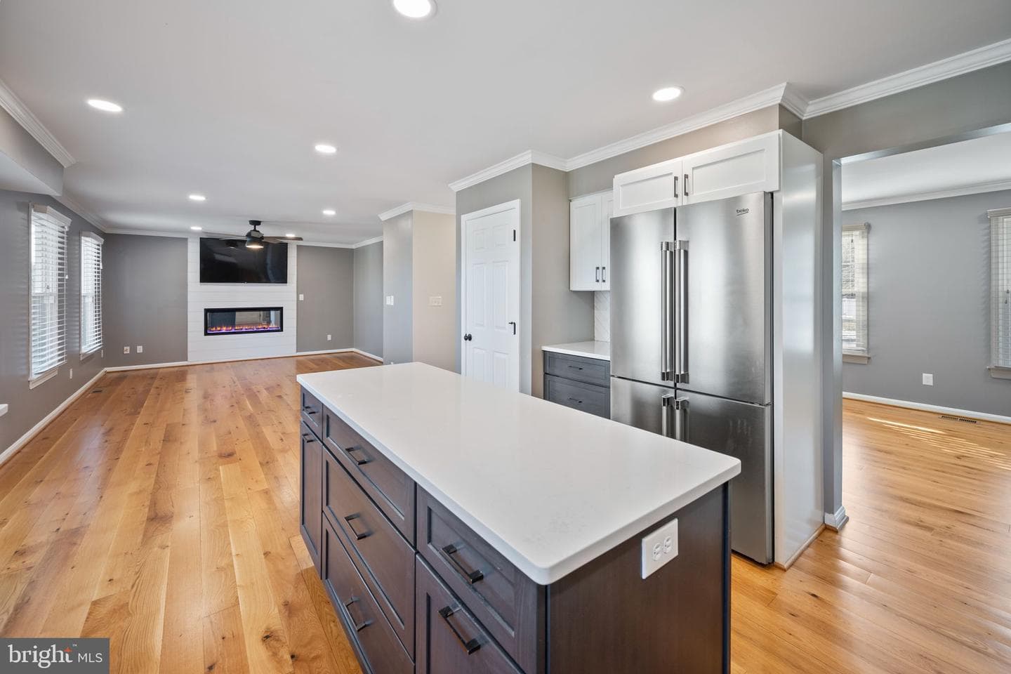 1105 Village Gate Drive photo 9