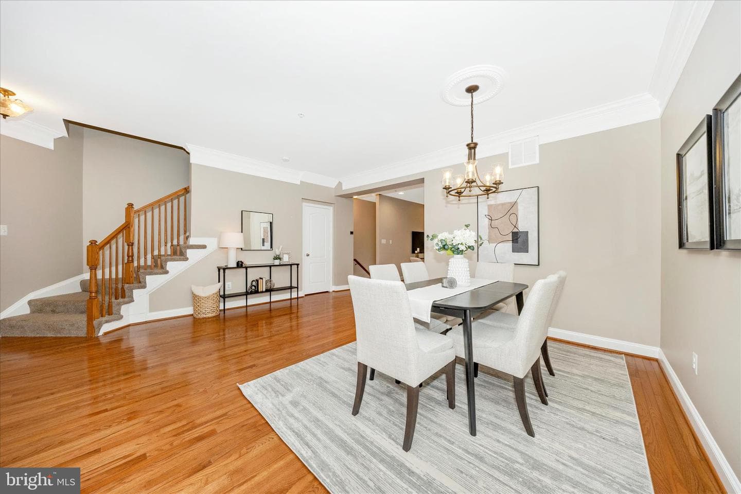 10228 Nuthatch Drive photo 12