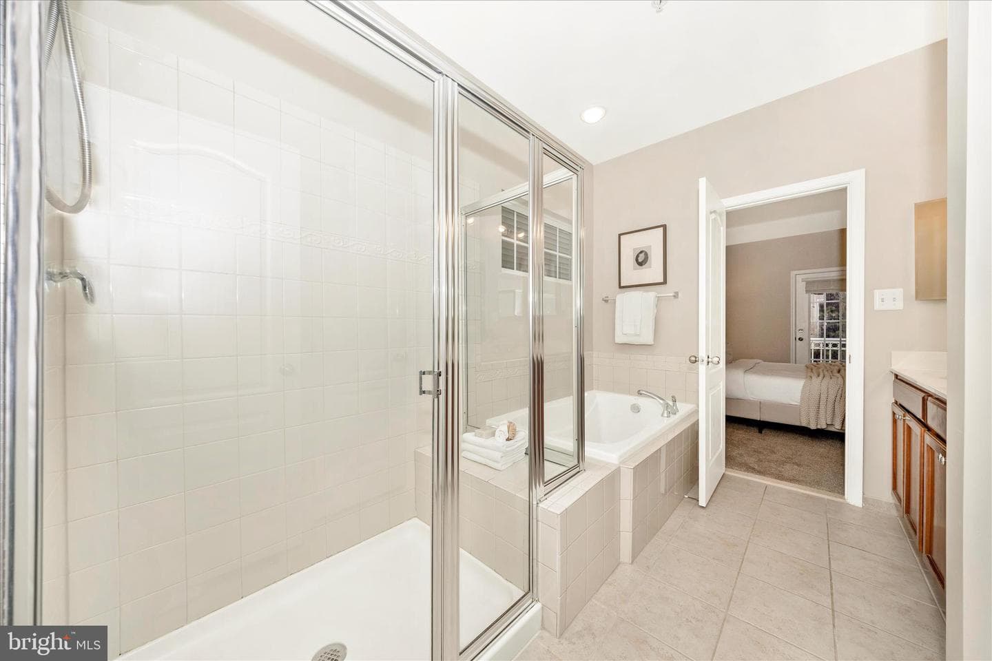 10228 Nuthatch Drive photo 29