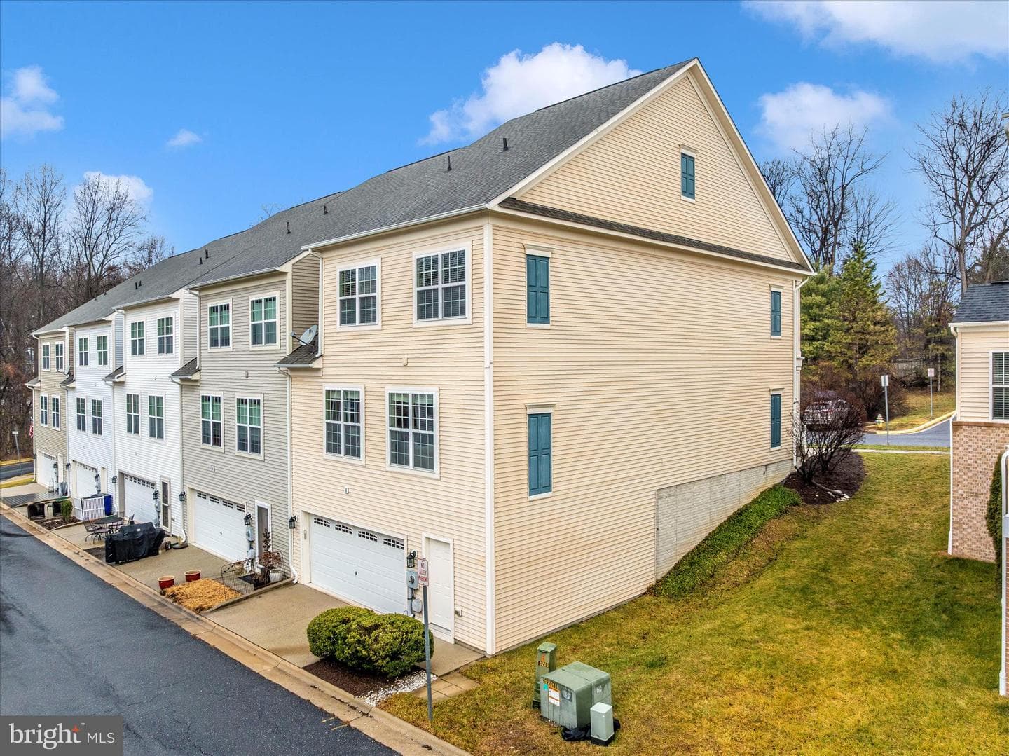 10228 Nuthatch Drive photo 59