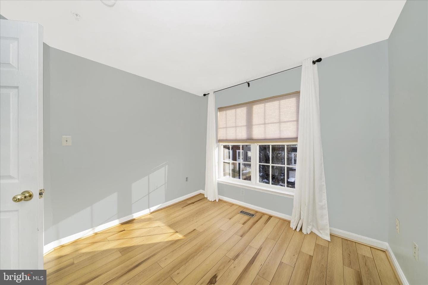 113 Fieldstone Court photo 31