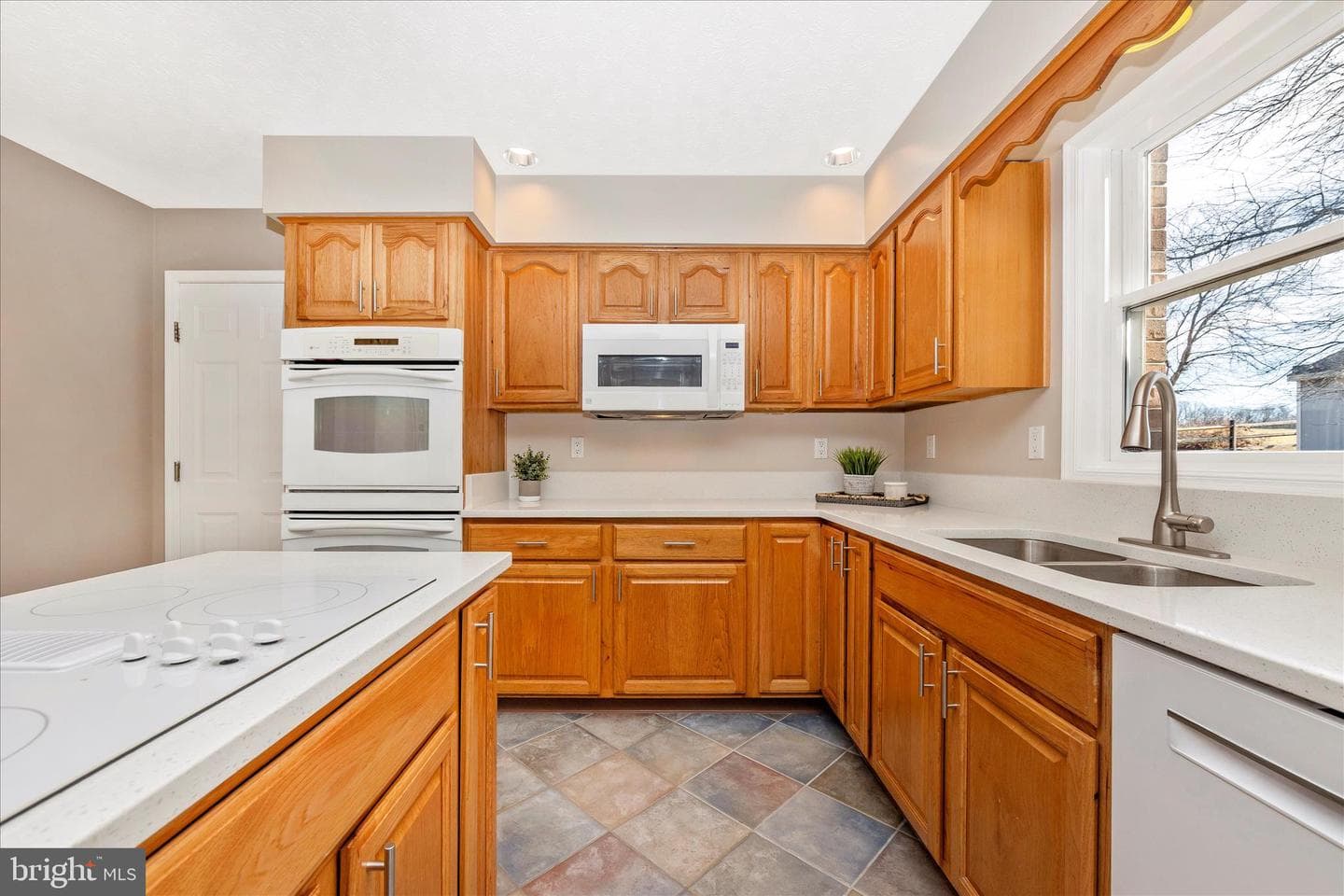 14695 Oak Orchard Road photo 10