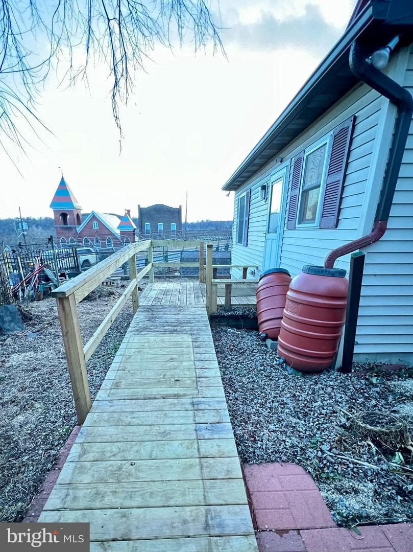 8 N Virginia Avenue photo 23