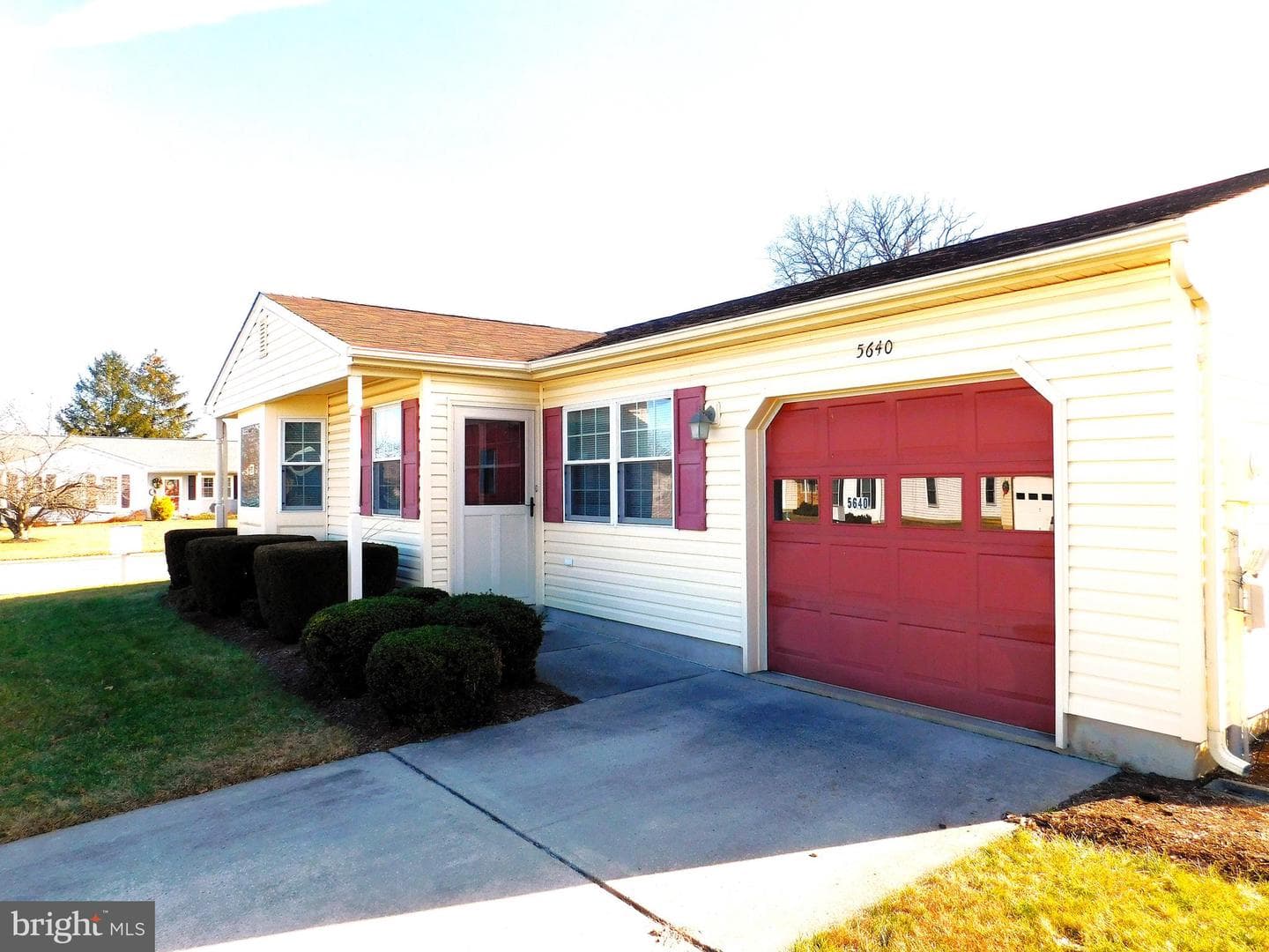 5640 Crabapple Drive photo 3