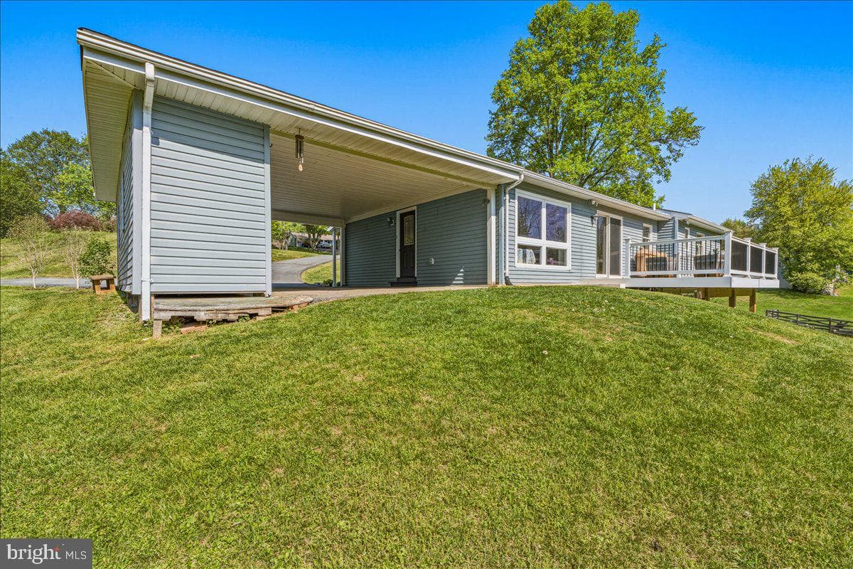 4389 Moleton Drive photo 44