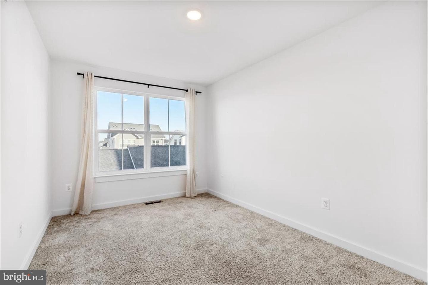 1311 Sandoval Court photo 19