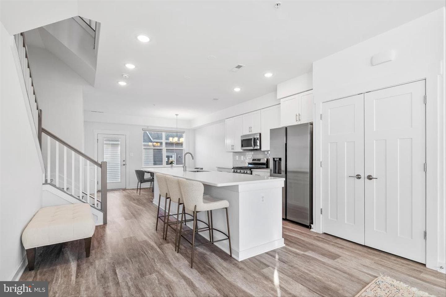 1311 Sandoval Court photo 4