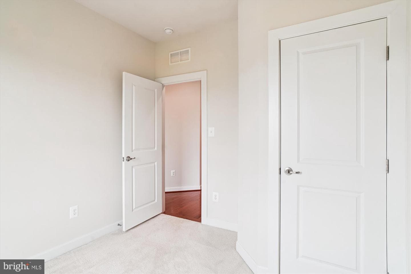3636 Worthington Boulevard photo 25