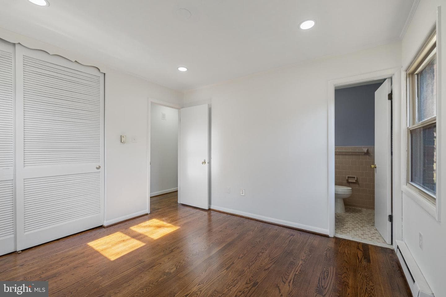 1497 W 10th Street photo 18