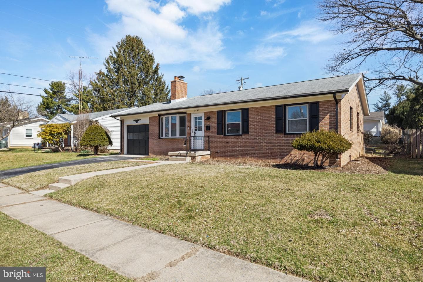 1497 W 10th Street photo 4