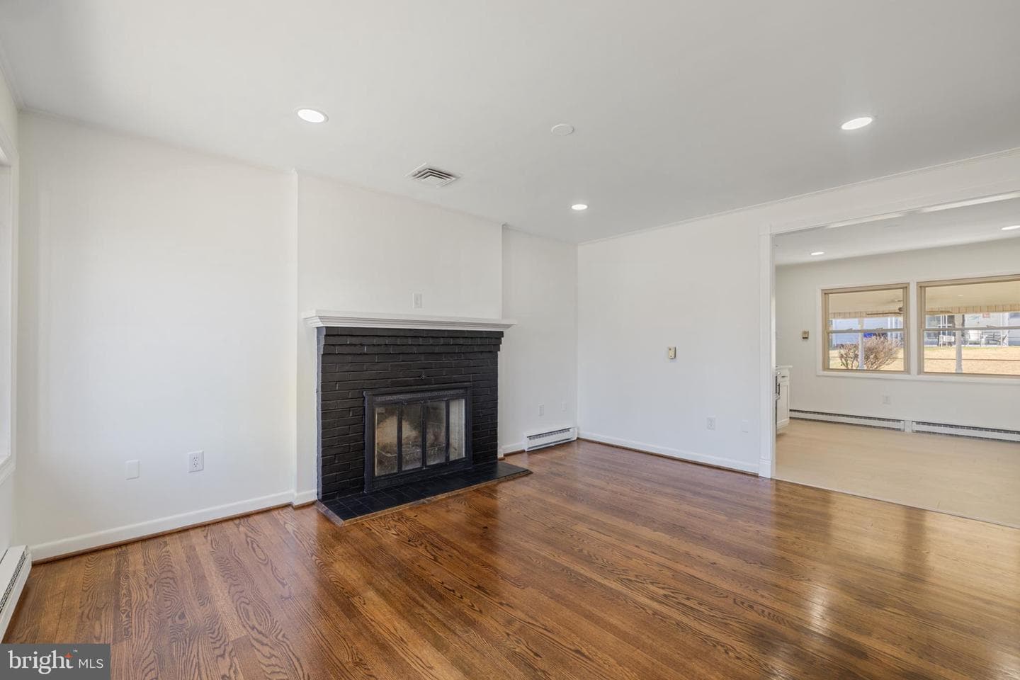 1497 W 10th Street photo 6