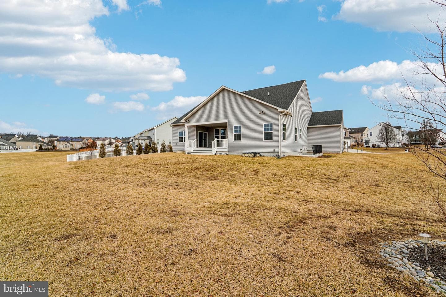 1423 Ramblewood Drive photo 46