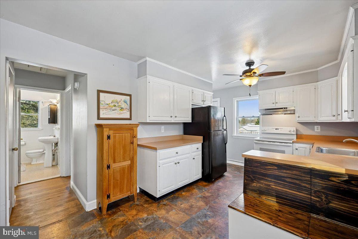 11914 Fingerboard Road photo 20