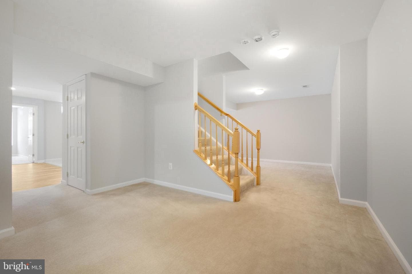 5730 Meyer Avenue photo 40
