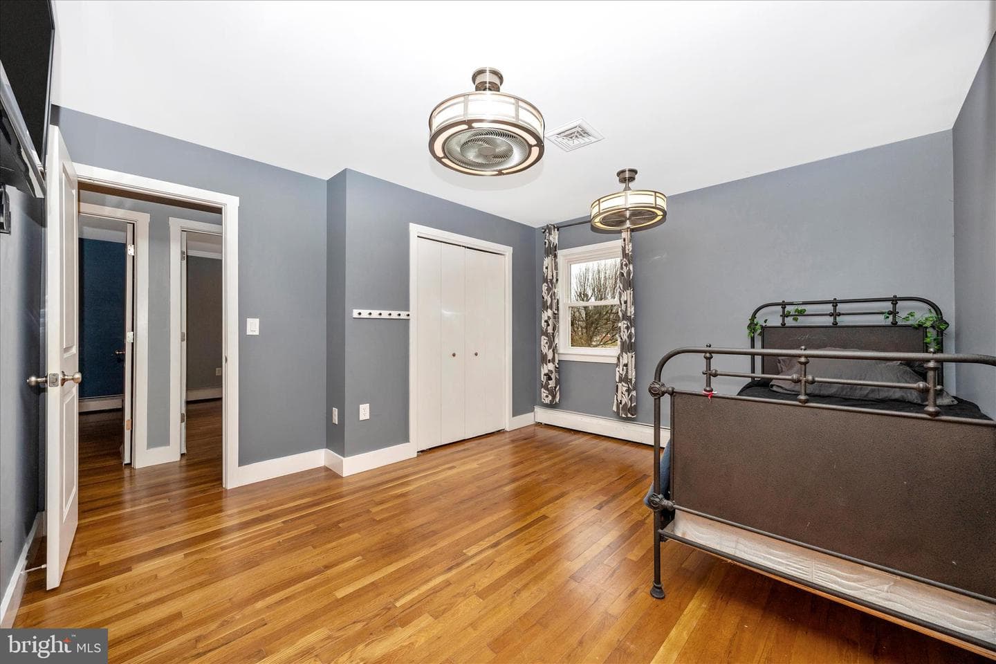 2778 Lynn Street photo 23