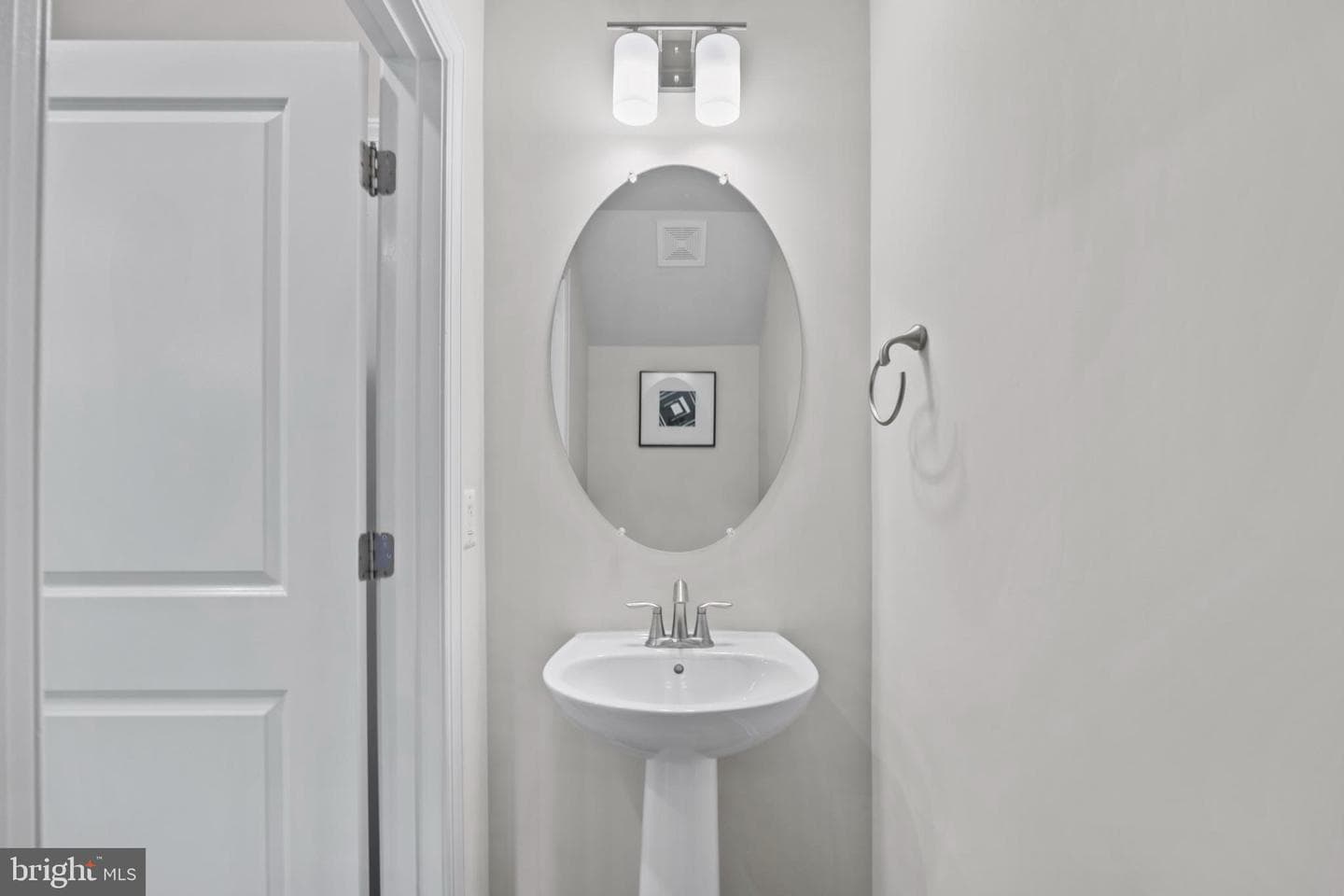 5936 Forum Square photo 12