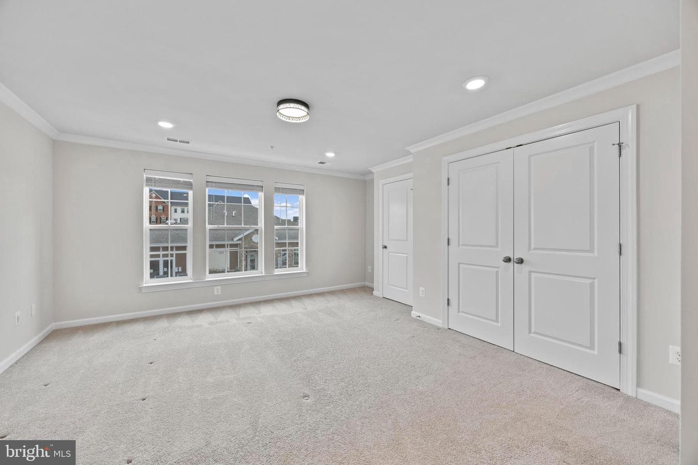 5936 Forum Square photo 21