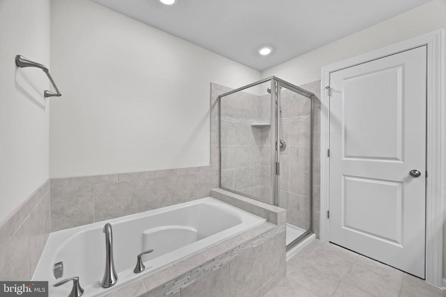 5936 Forum Square photo 26