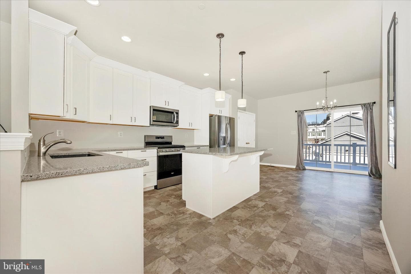 1310 Pedigree Street photo 16