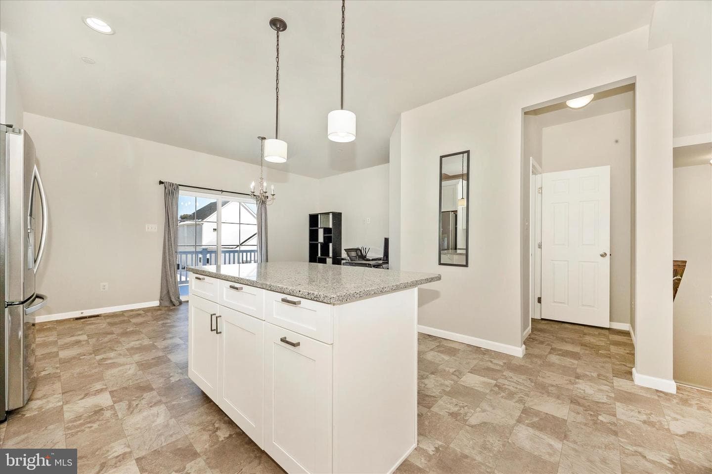 1310 Pedigree Street photo 19