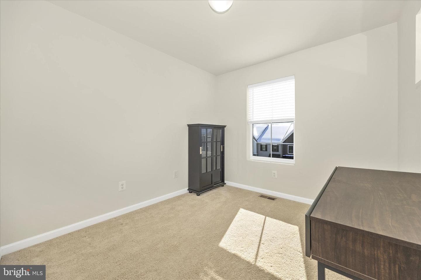 1310 Pedigree Street photo 36