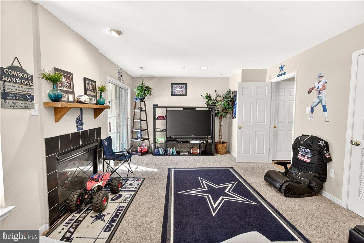 7255 Parkers Farm Lane photo 24